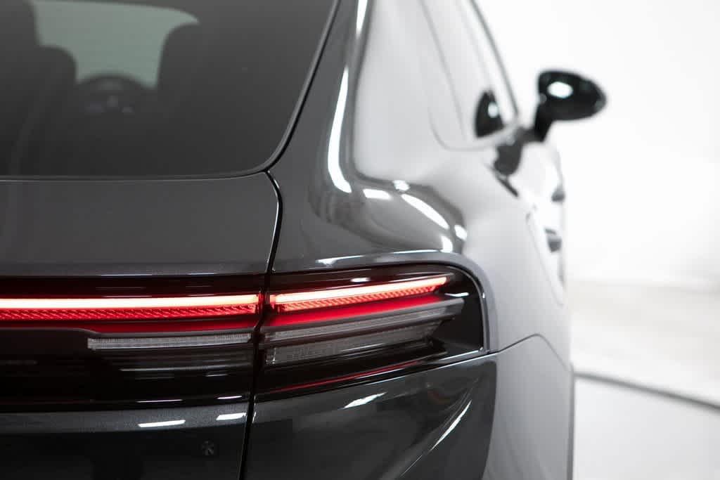 Thumbnail: 2025 Porsche Macan - 39