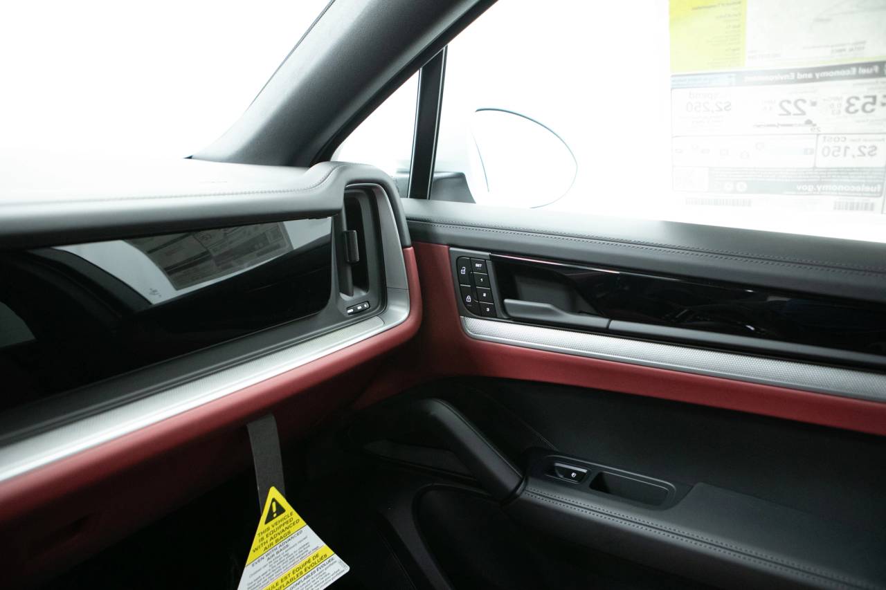 Thumbnail: 2026 Porsche  - 35