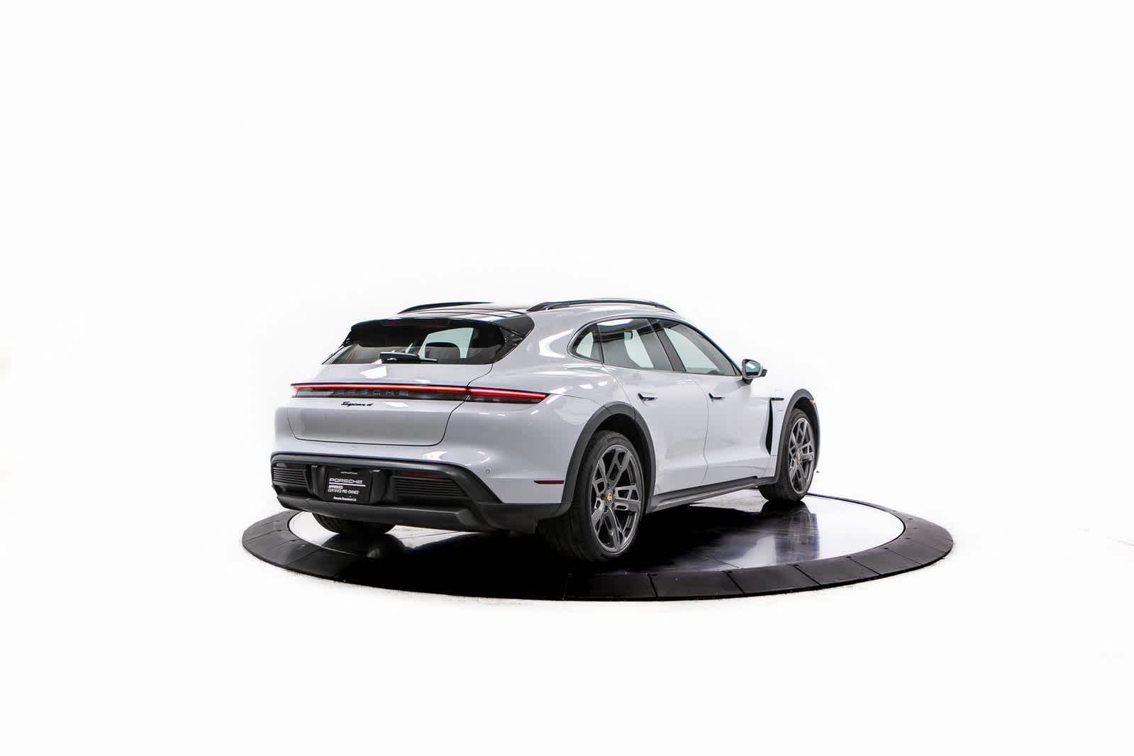 Thumbnail: 2024 Porsche Taycan - 7