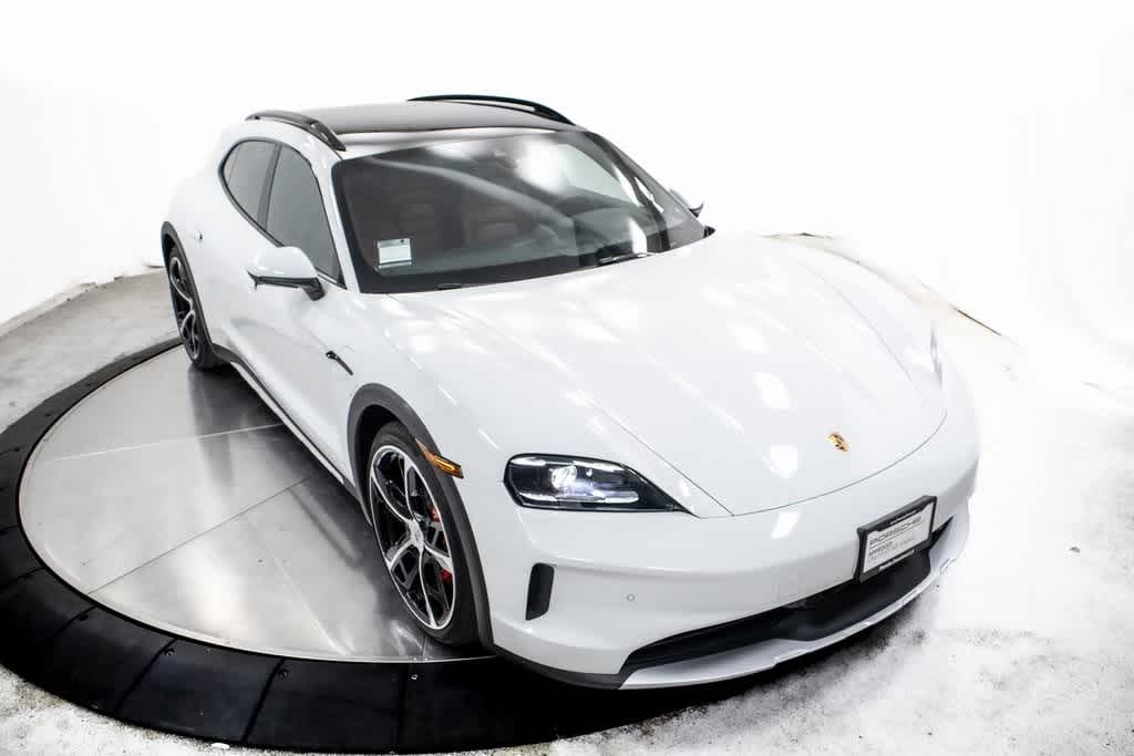 Thumbnail: 2025 Porsche Taycan - 38