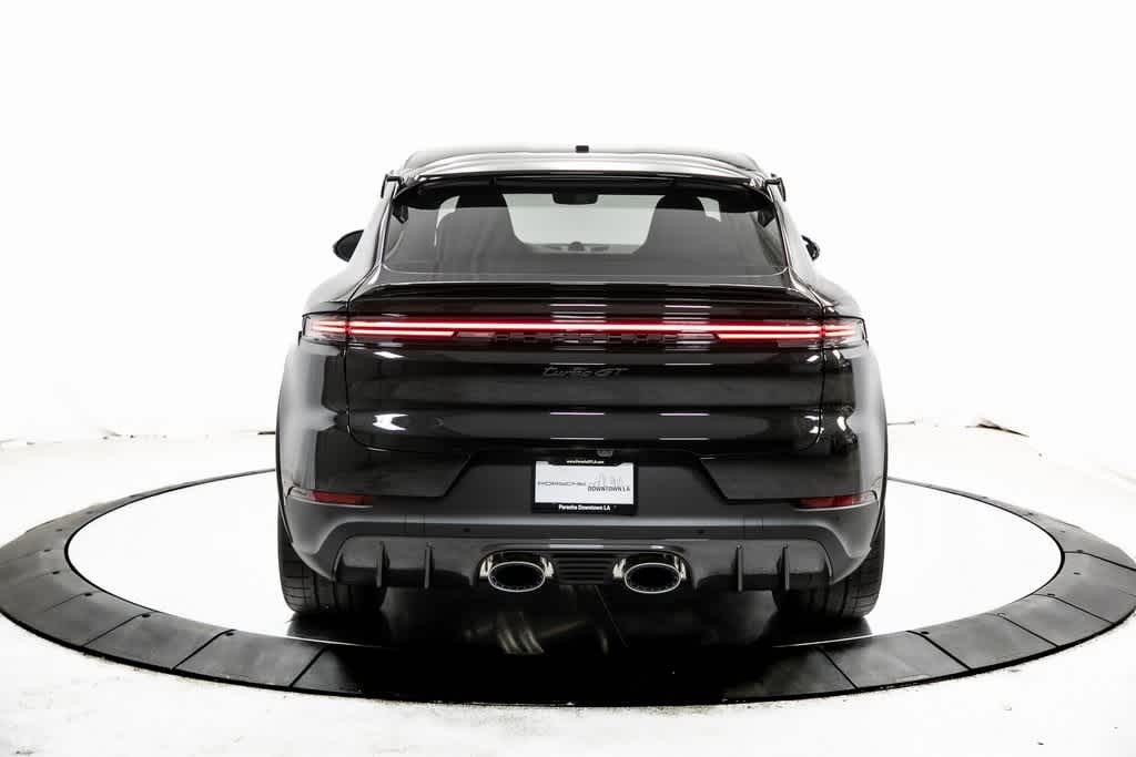 Thumbnail: 2025 Porsche  - 6