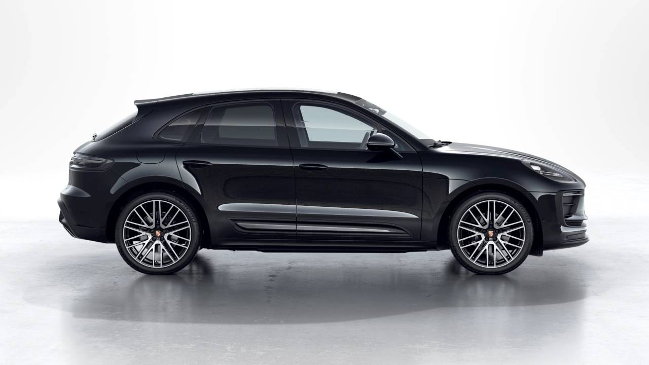 Thumbnail: 2026 Porsche Macan - 6