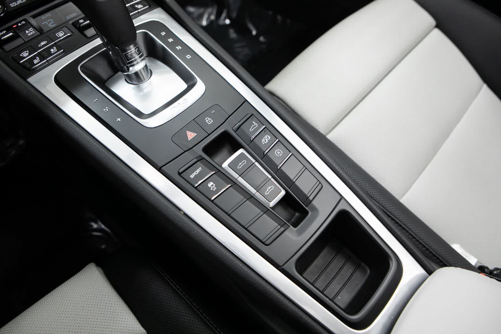 Thumbnail: 2025 Porsche 718 Boxster - 22