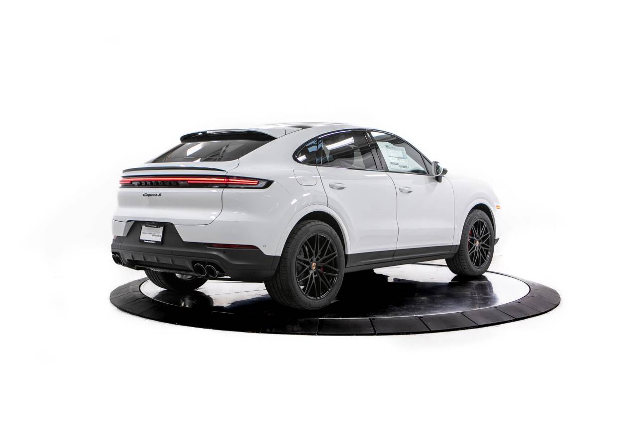 Thumbnail: 2026 Porsche  - 7