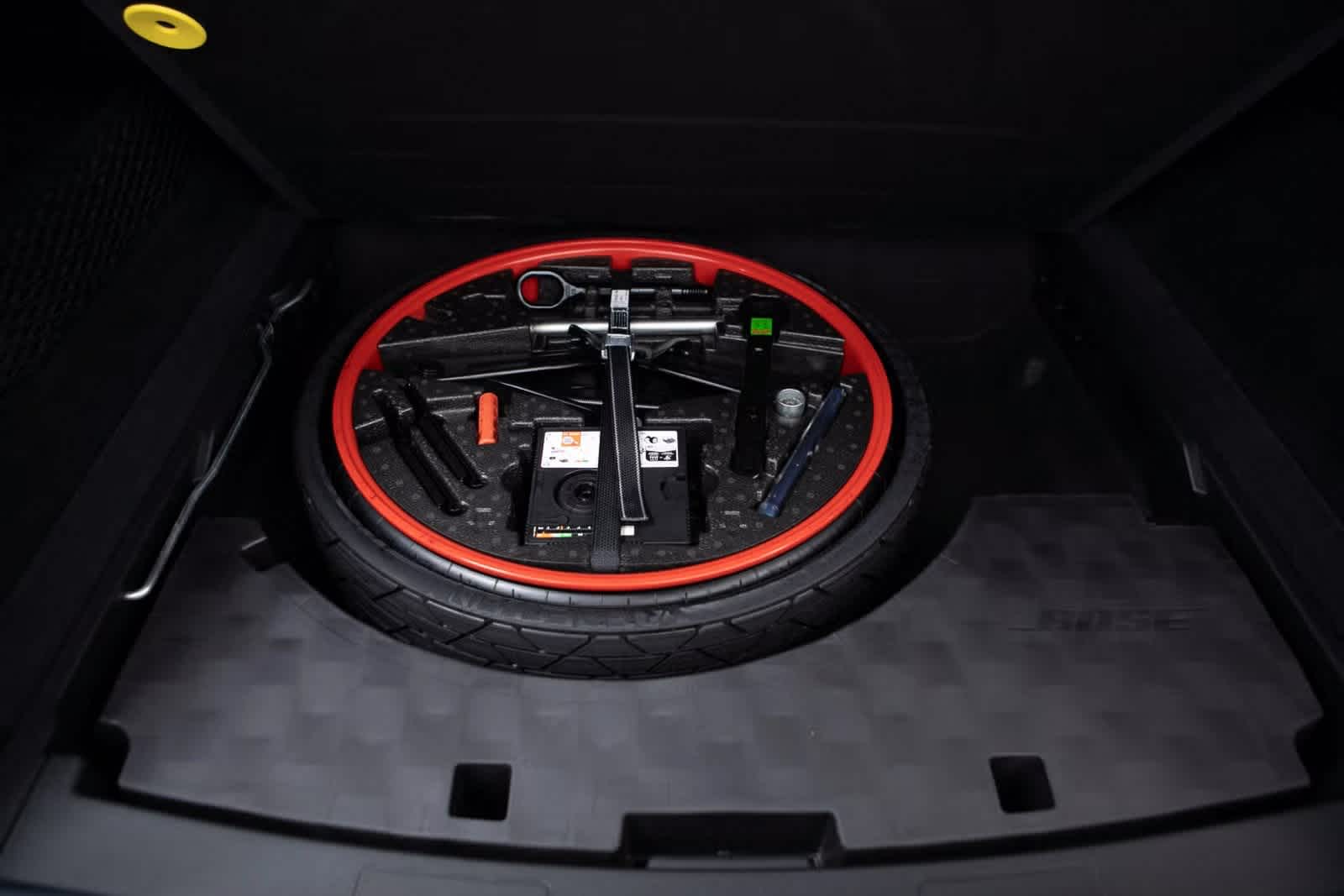 Thumbnail: 2025 Porsche Cayenne - 31