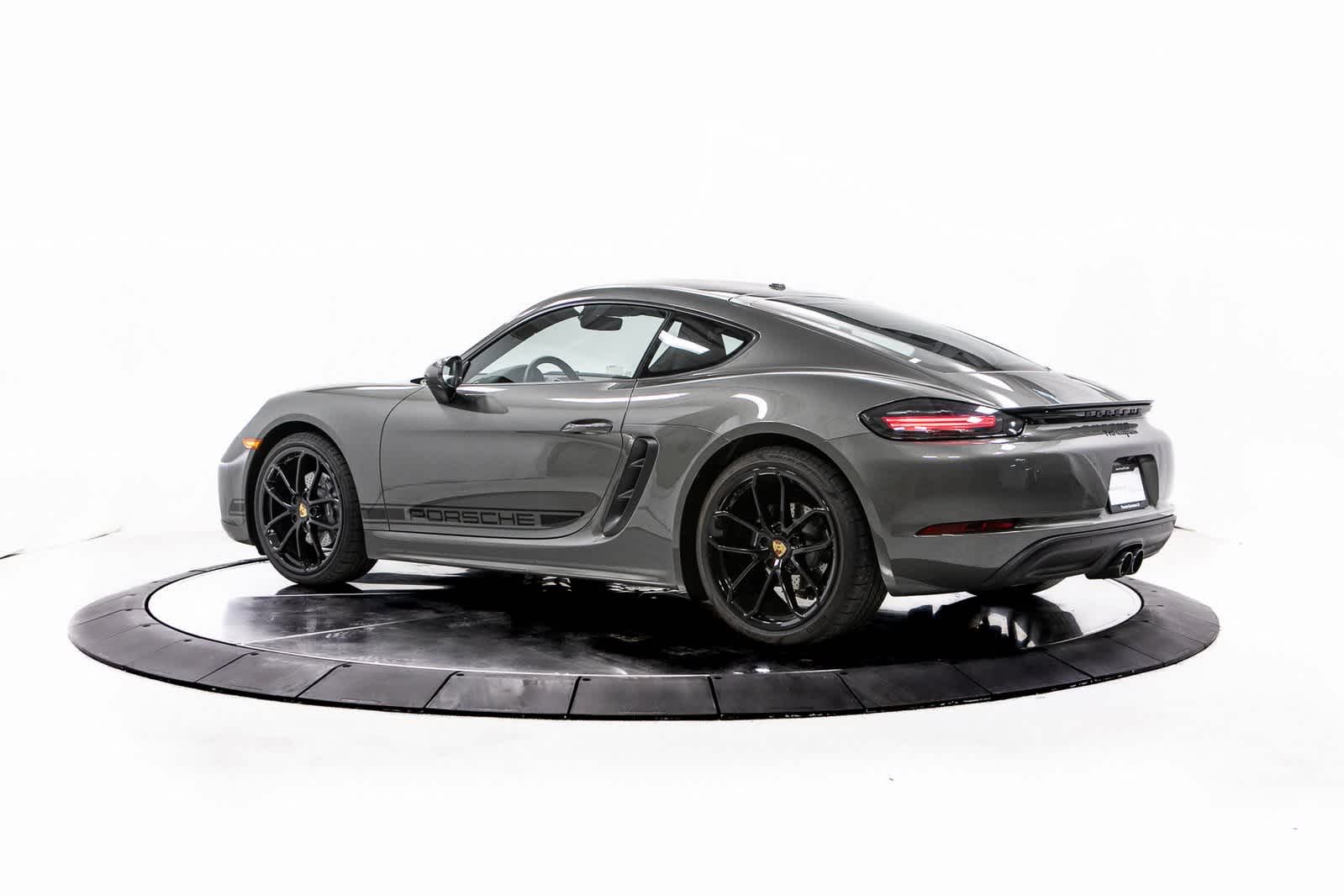 Thumbnail: 2024 Porsche 718 Cayman - 3