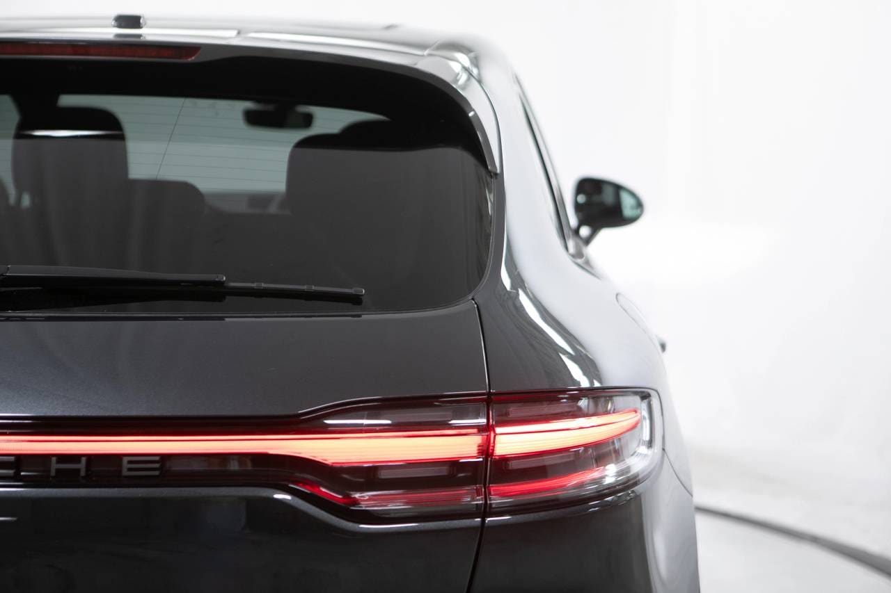 Thumbnail: 2026 Porsche Macan - 18