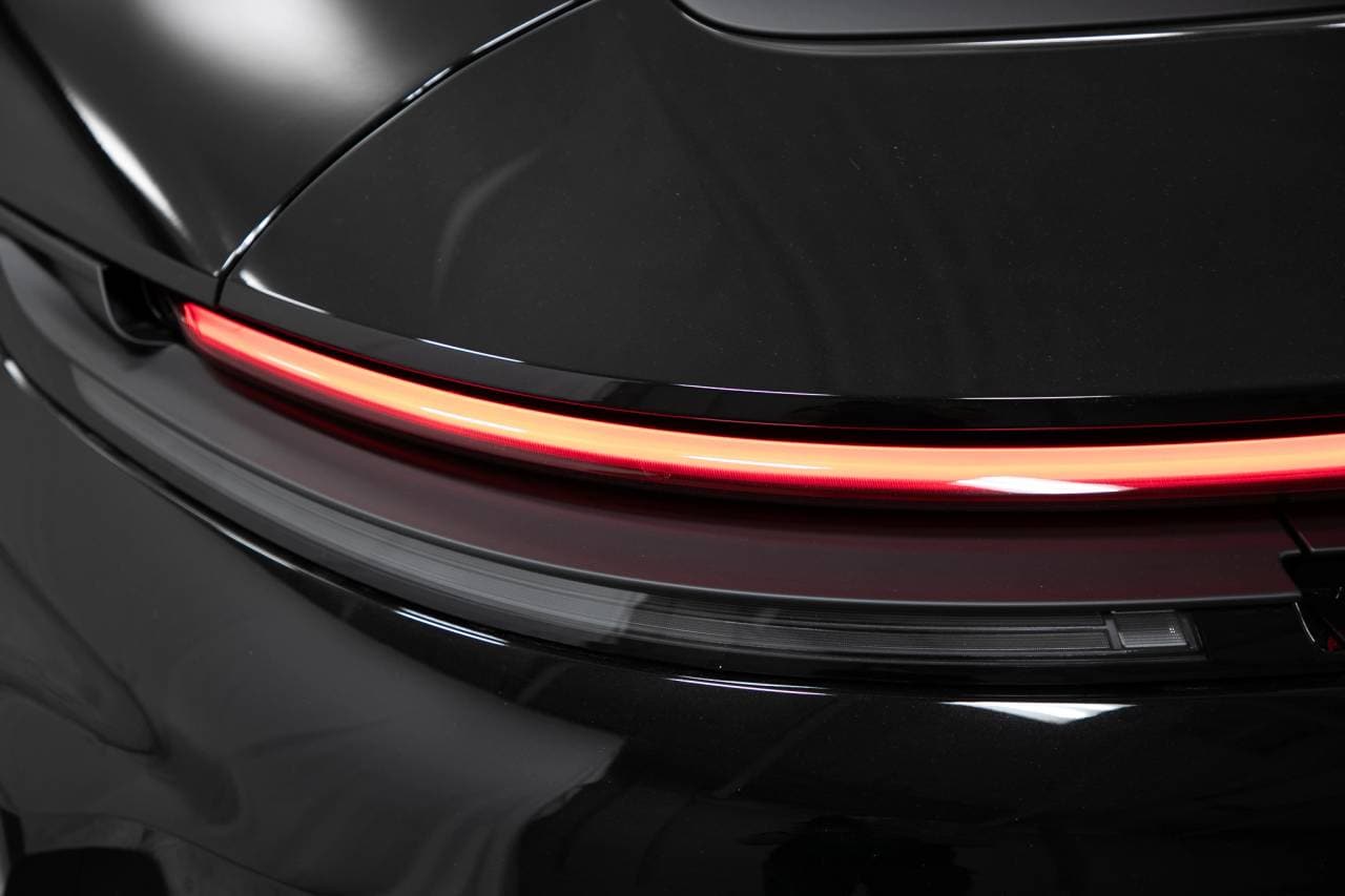 Thumbnail: 2025 Porsche 911 - 16