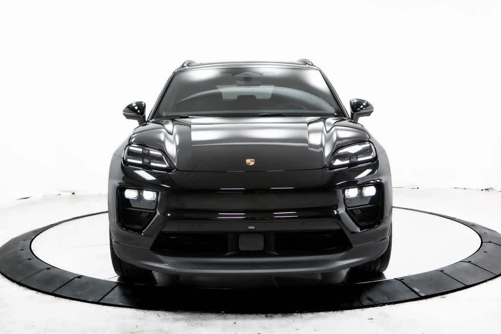 Thumbnail: 2025 Porsche Macan - 10