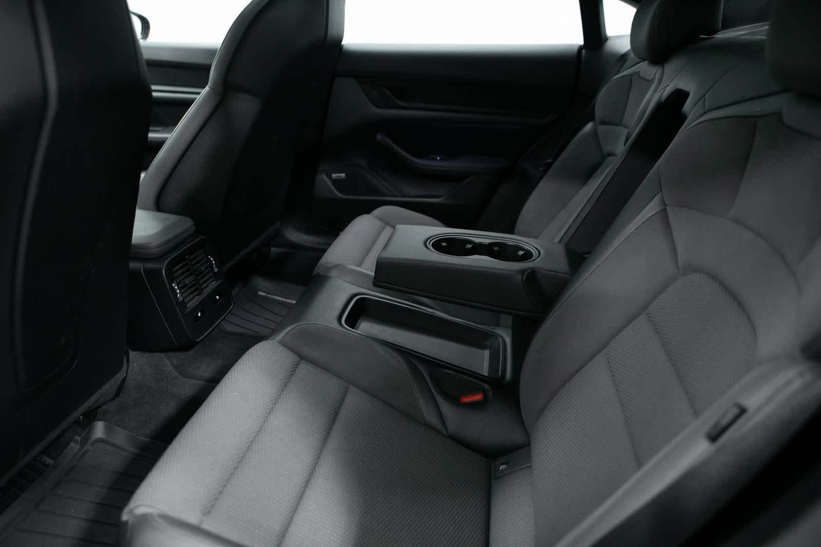 Thumbnail: 2020 Porsche Taycan - 28