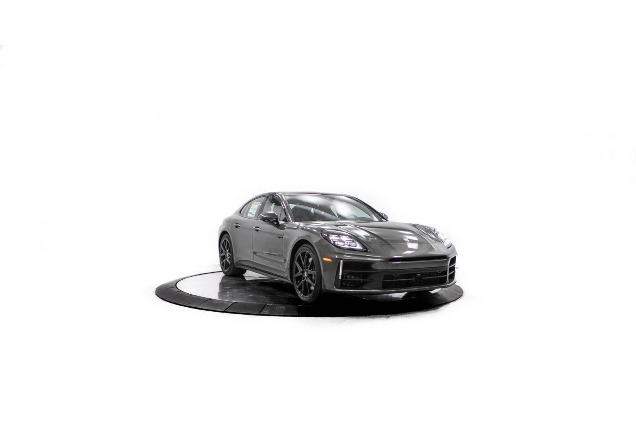 Thumbnail: 2026 Porsche Panamera - 9
