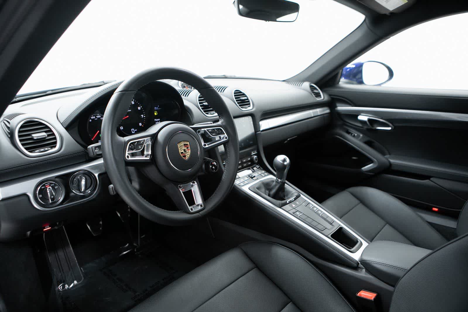 Thumbnail: 2025 Porsche 718 Cayman - 4