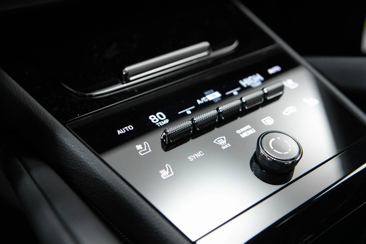 Thumbnail: 2026 Porsche  - 28