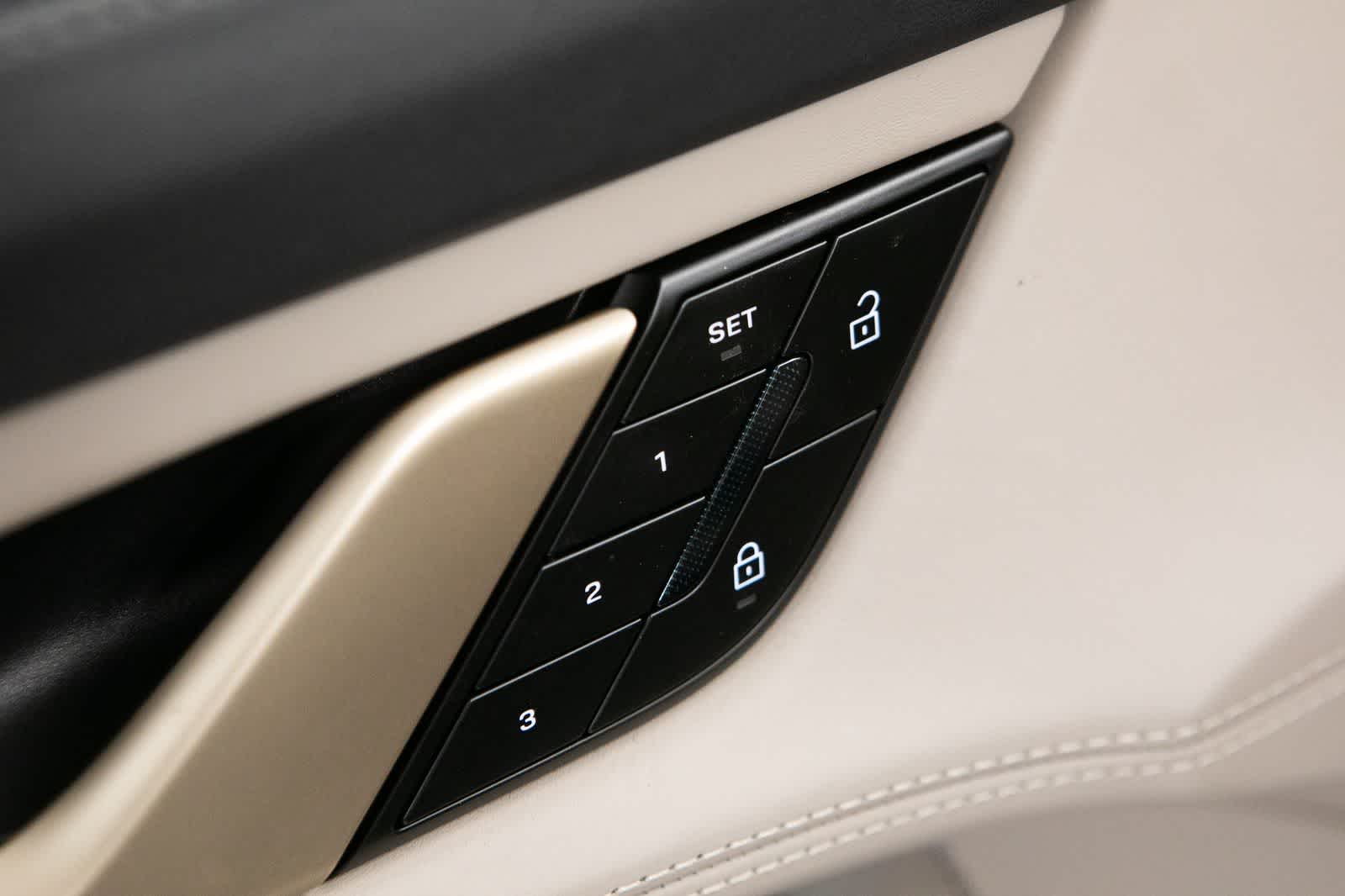 Thumbnail: 2024 Porsche Taycan - 26