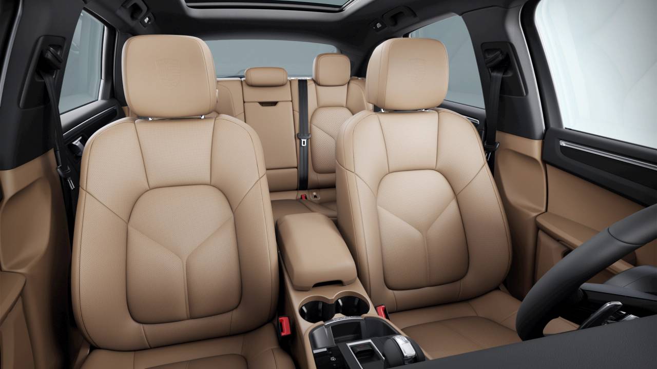 Thumbnail: 2026 Porsche Macan - 10