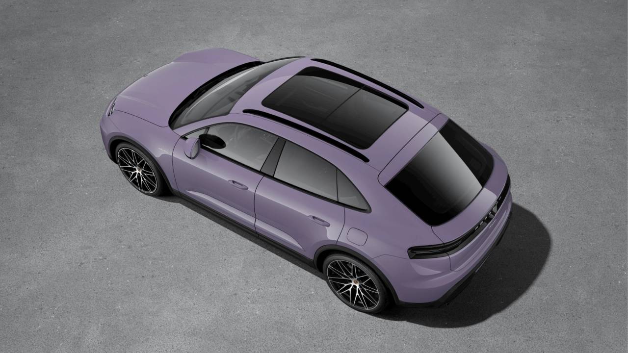 Thumbnail: 2026 Porsche Macan - 4