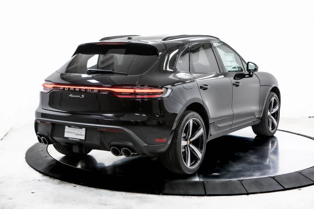 Thumbnail: 2025 Porsche Macan - 7