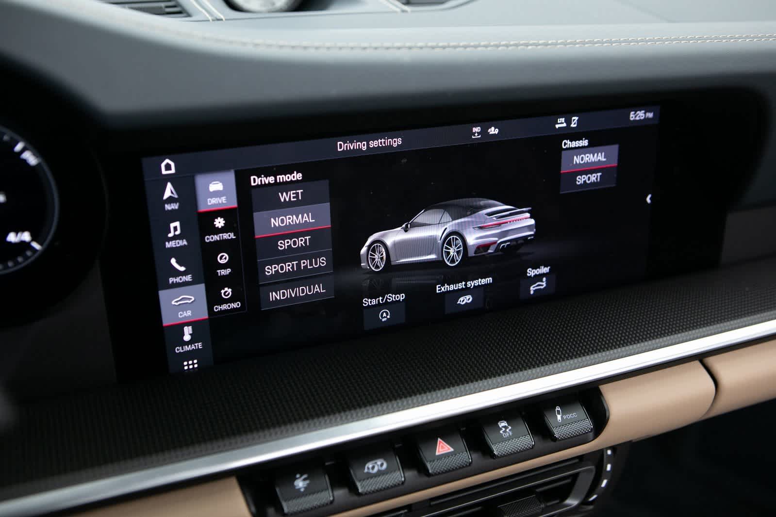 Thumbnail: 2021 Porsche 911 - 15