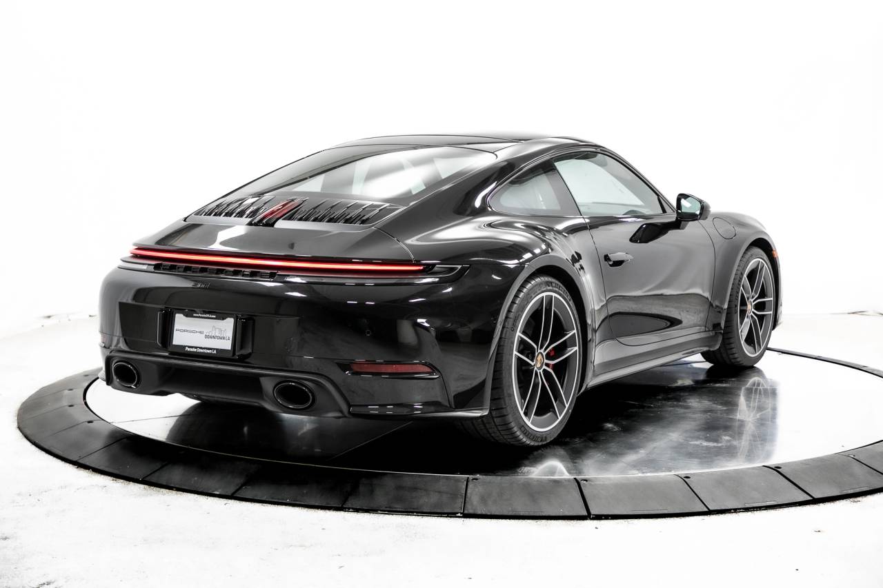 Thumbnail: 2025 Porsche 911 - 7