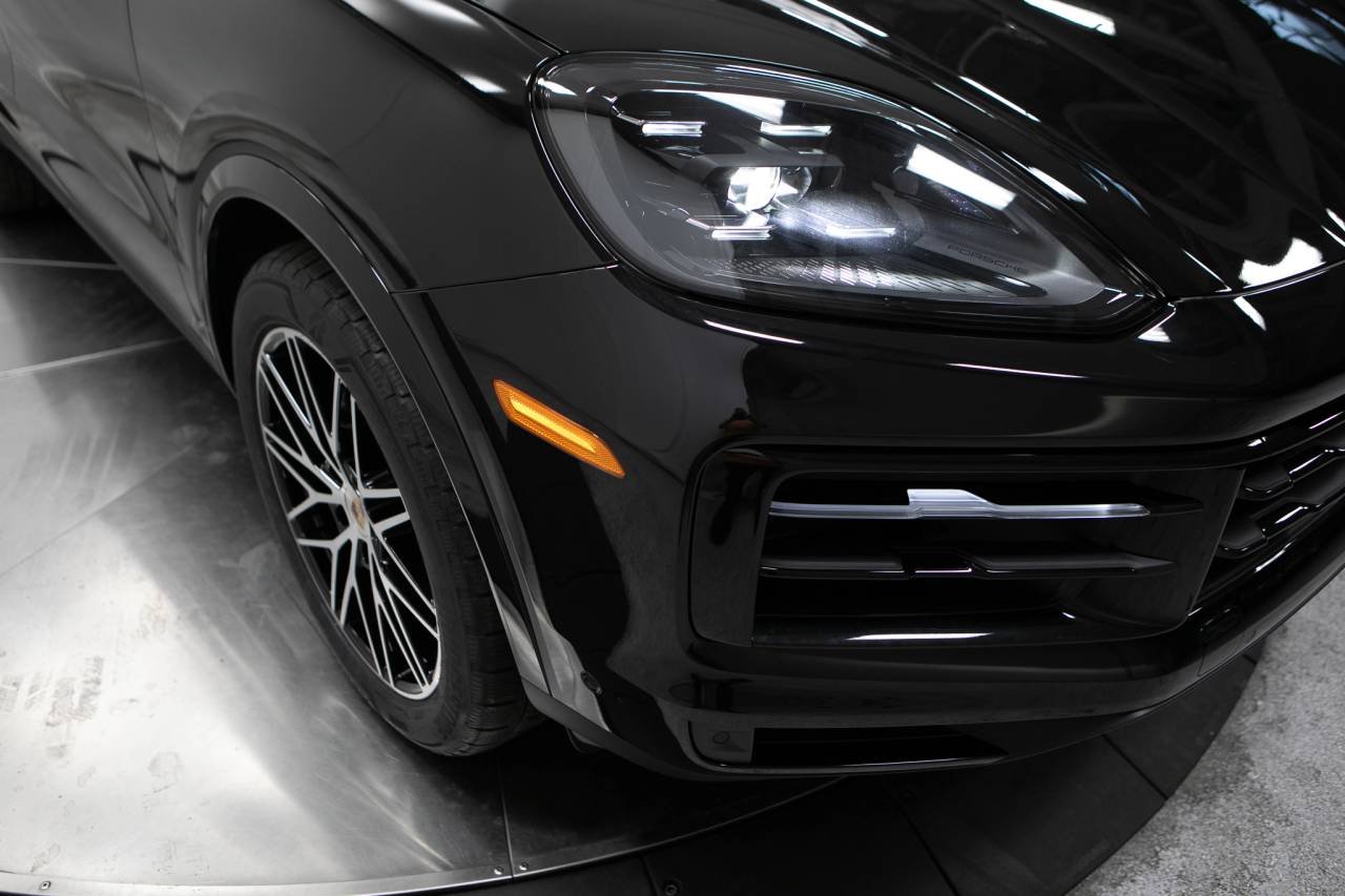 Thumbnail: 2026 Porsche Cayenne - 12