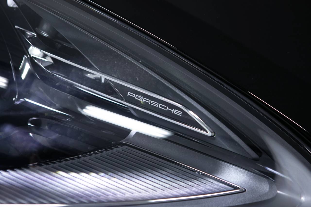 Thumbnail: 2026 Porsche Macan - 13