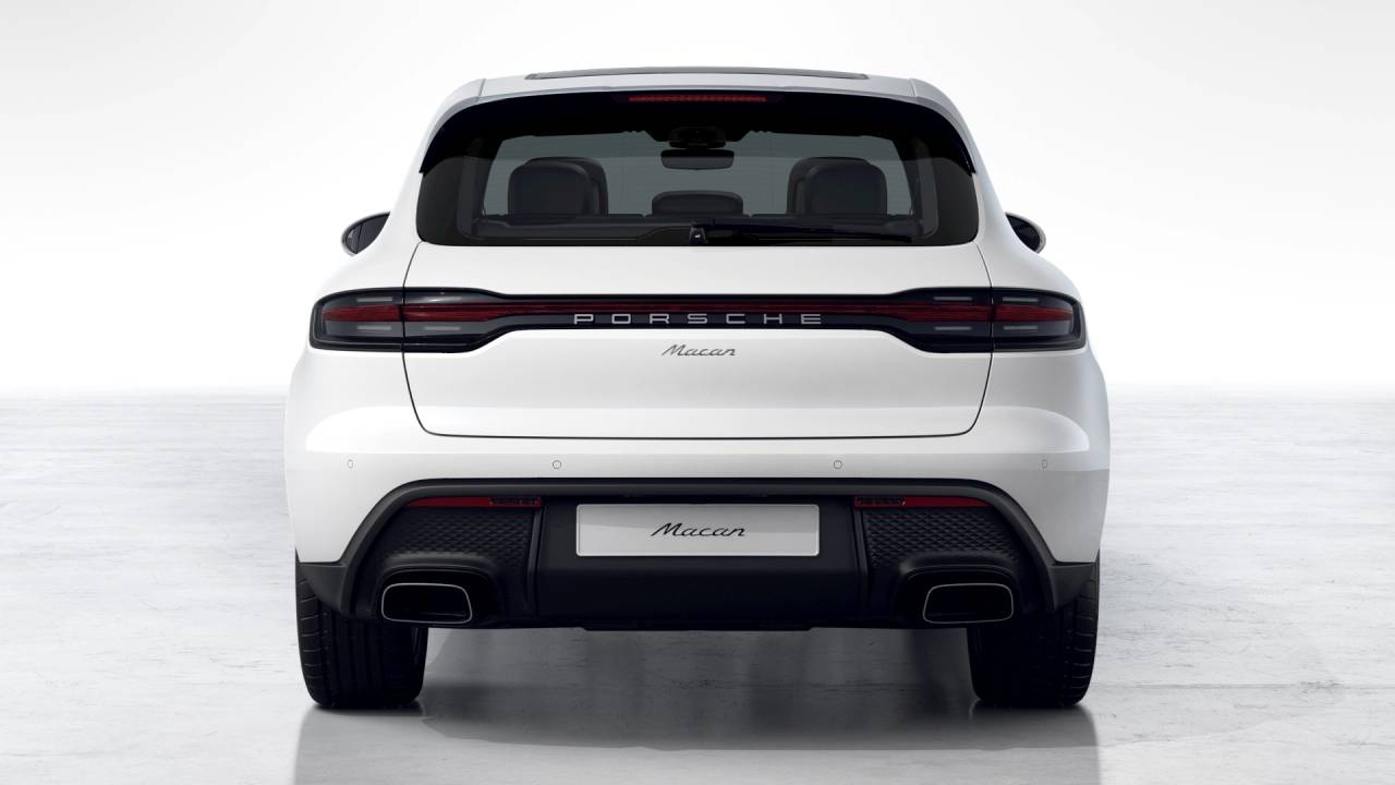 Thumbnail: 2026 Porsche Macan - 7
