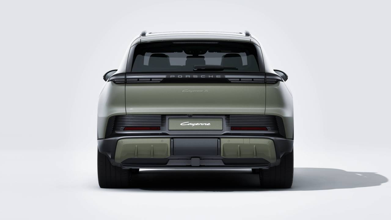Thumbnail: 2026 Porsche Cayenne - 7