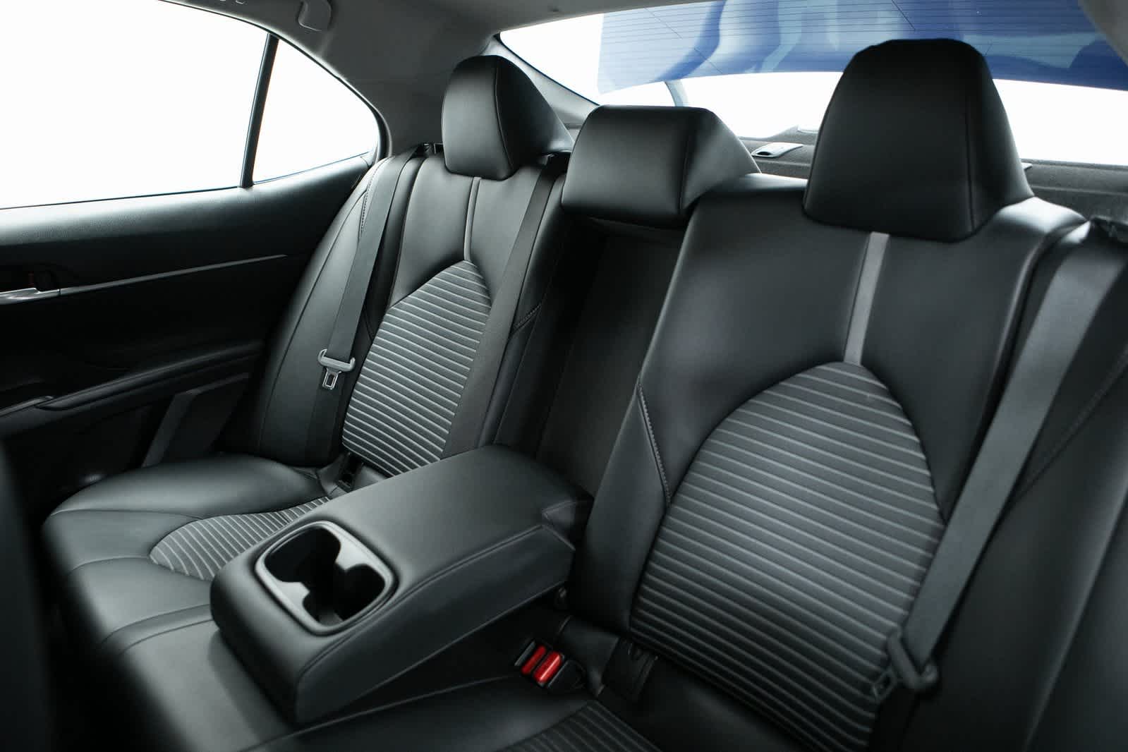 Thumbnail: 2023 Toyota Camry - 27