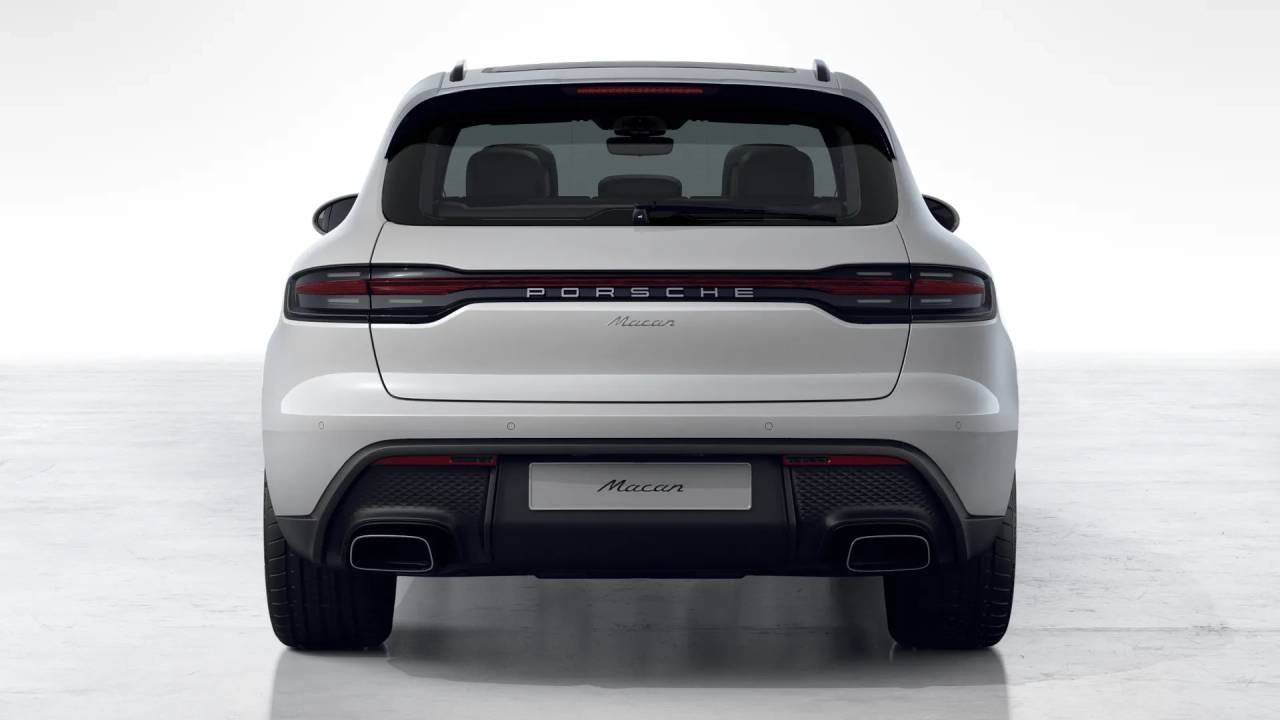 Thumbnail: 2026 Porsche Macan - 8