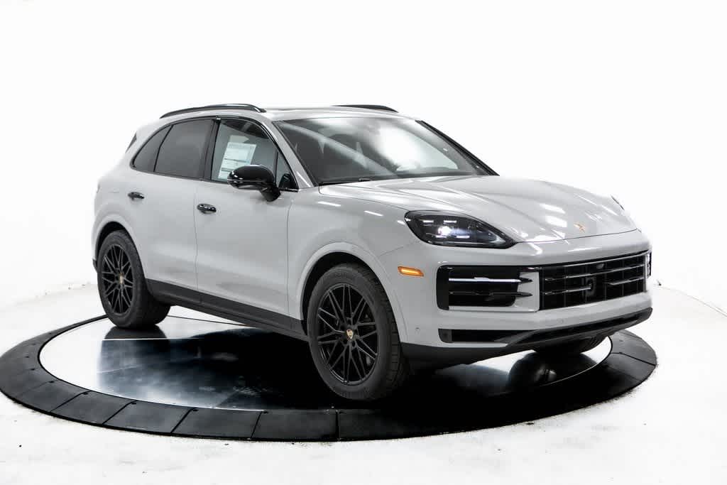 Thumbnail: 2025 Porsche Cayenne - 9