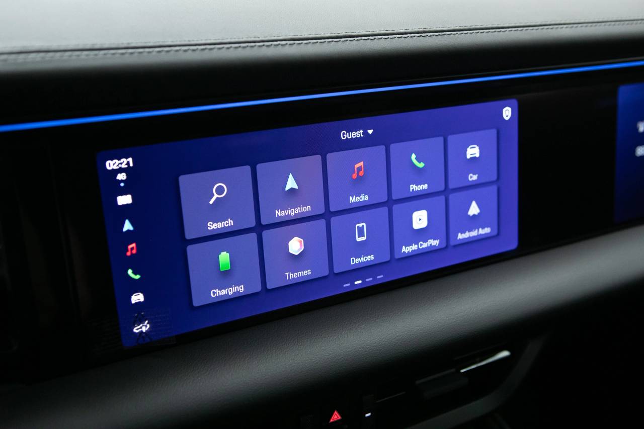 Thumbnail: 2025 Porsche Macan - 22