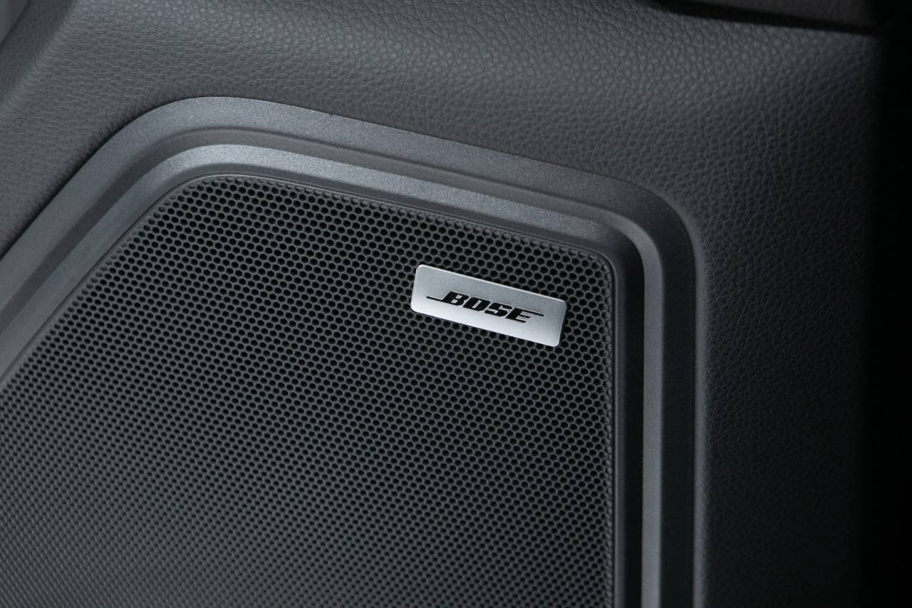Thumbnail: 2026 Porsche Macan - 31