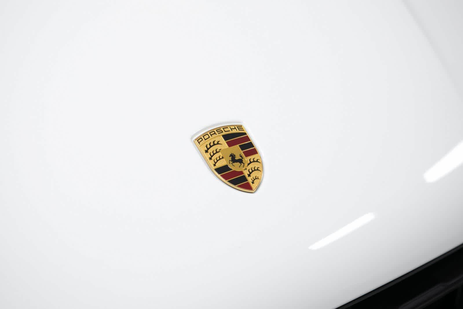 Thumbnail: 2023 Porsche Macan - 34