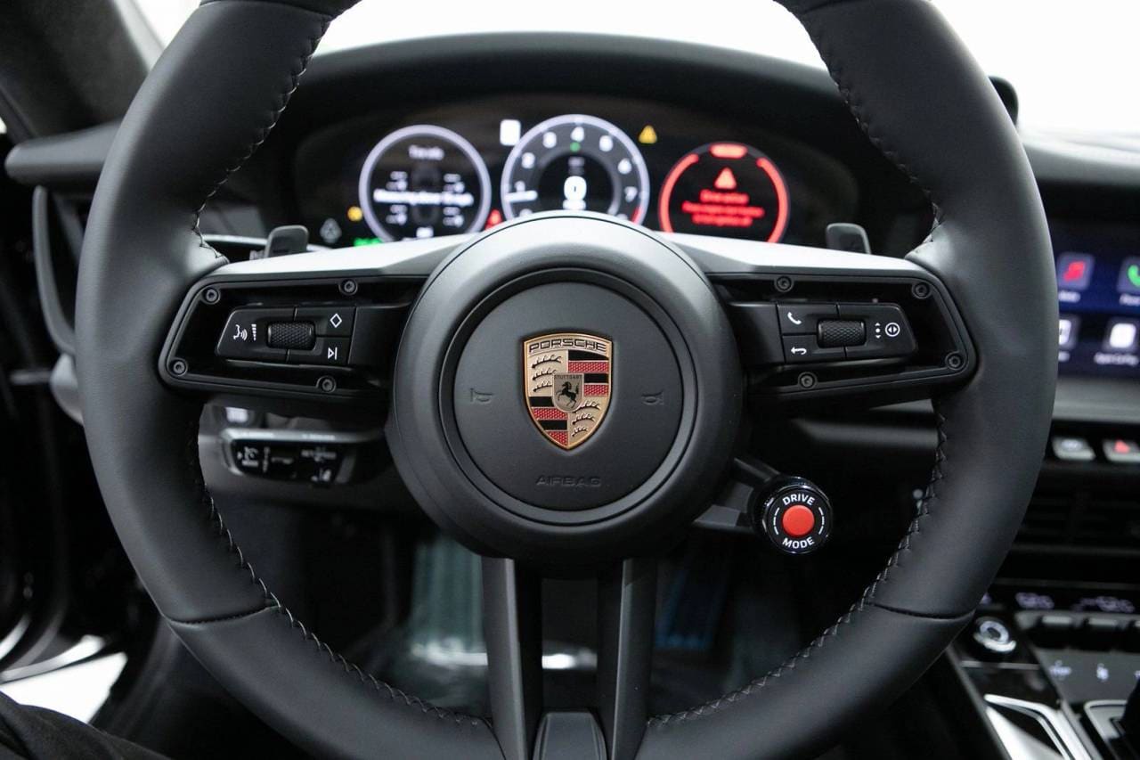 Thumbnail: 2026 Porsche 911 - 21