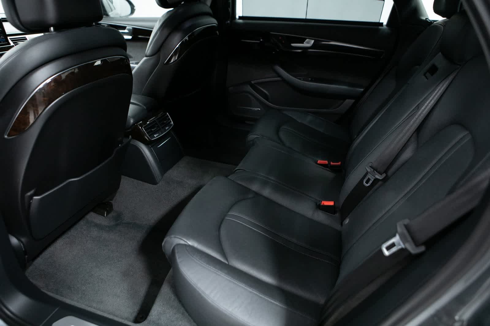 Thumbnail: 2017 Audi A8 - 26