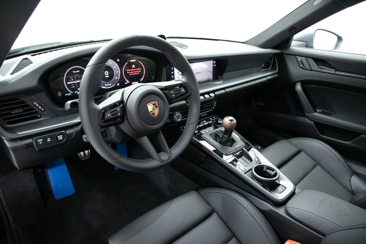 Thumbnail: 2025 Porsche 911 - 7