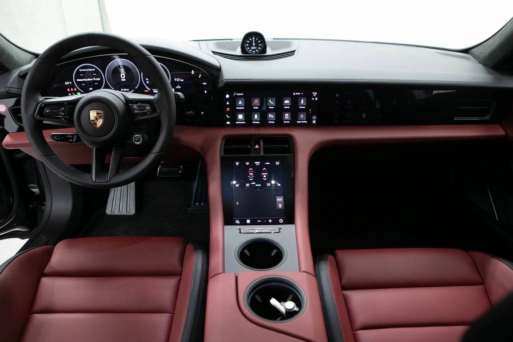 Thumbnail: 2025 Porsche Taycan - 13