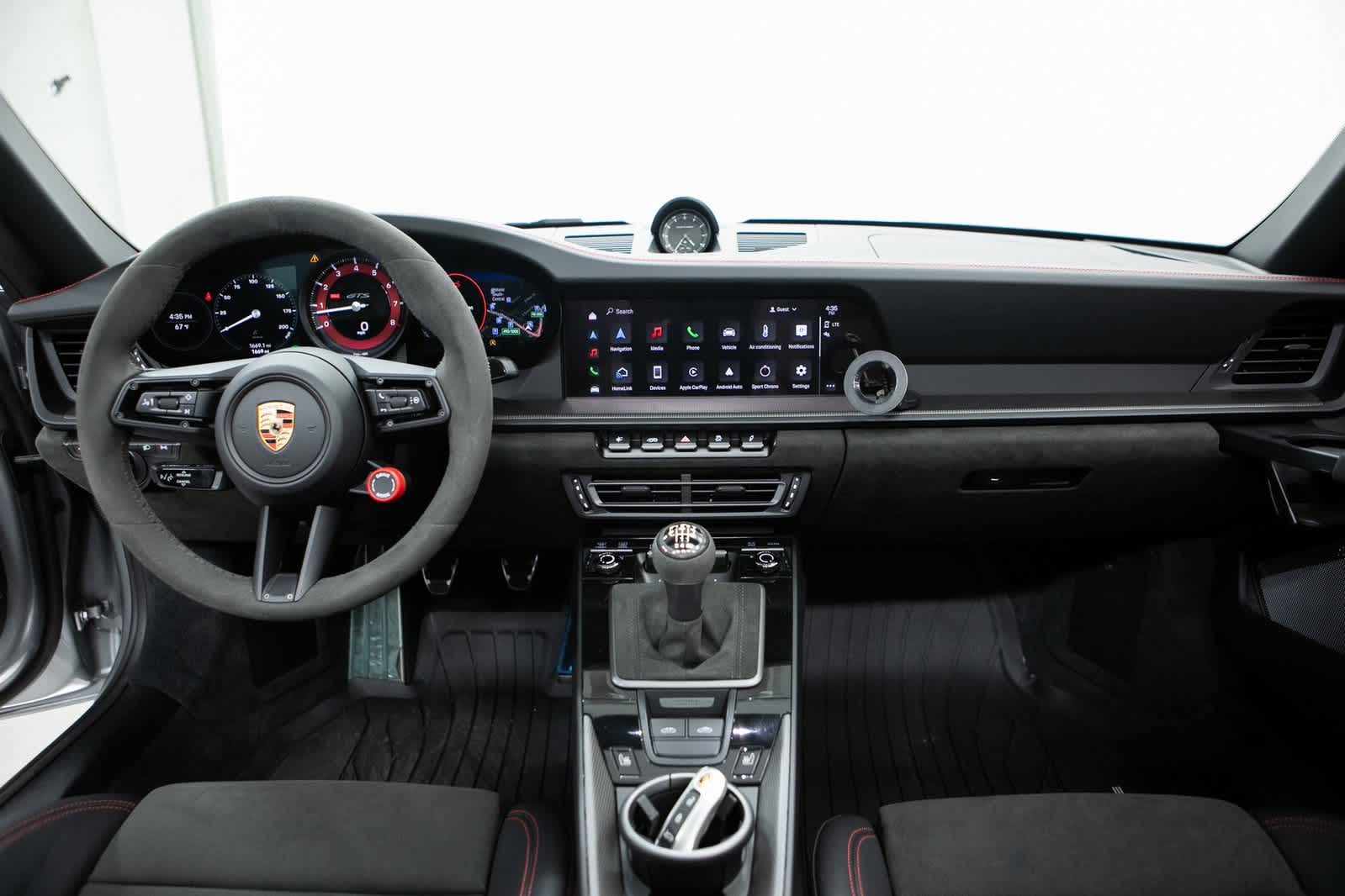 Thumbnail: 2024 Porsche 911 - 13