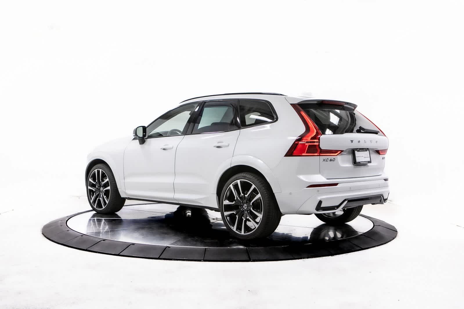 2022 Volvo XC90 Recharge Inscription Expression photo 2
