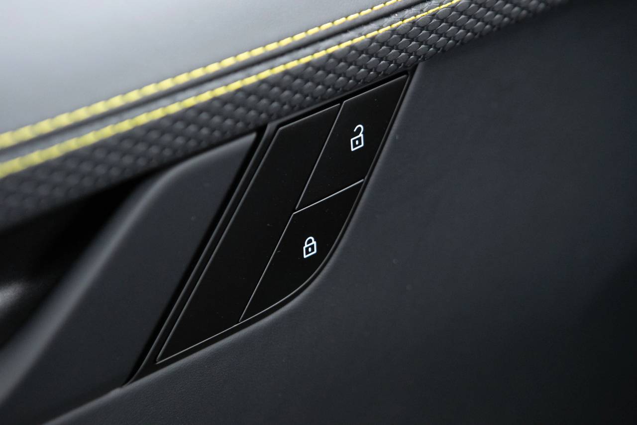 Thumbnail: 2026 Porsche 911 - 24