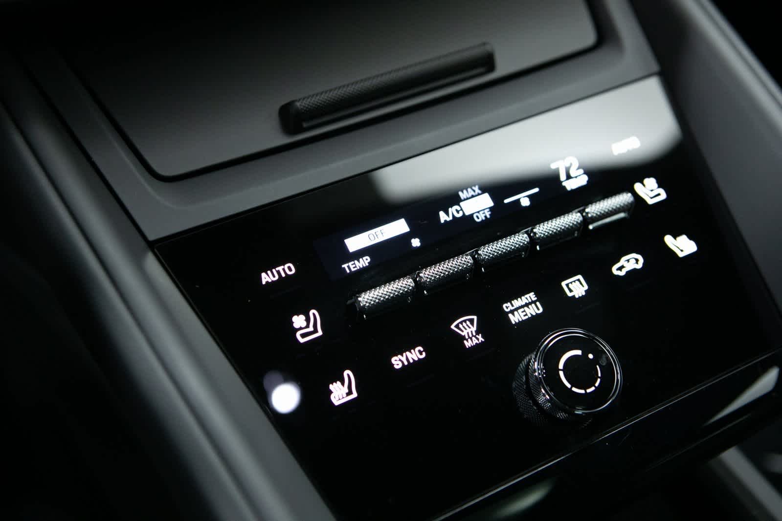 Thumbnail: 2025 Porsche Macan - 22