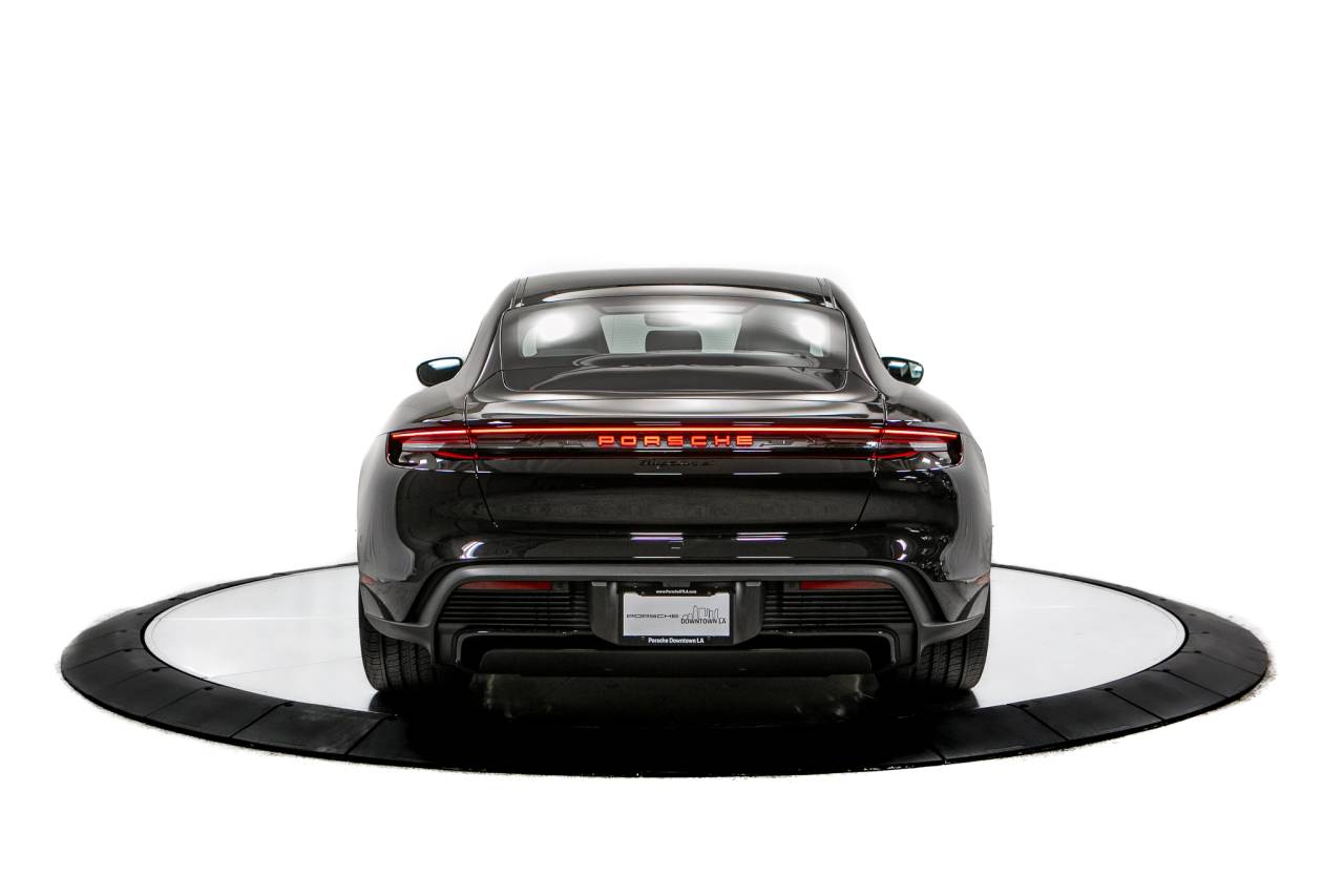 Thumbnail: 2026 Porsche Taycan - 6