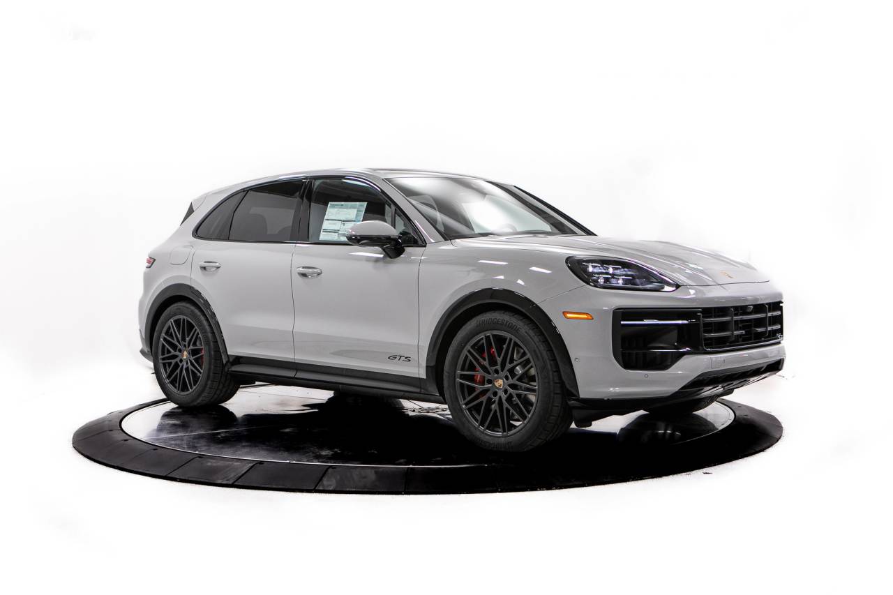 Thumbnail: 2026 Porsche Cayenne - 9