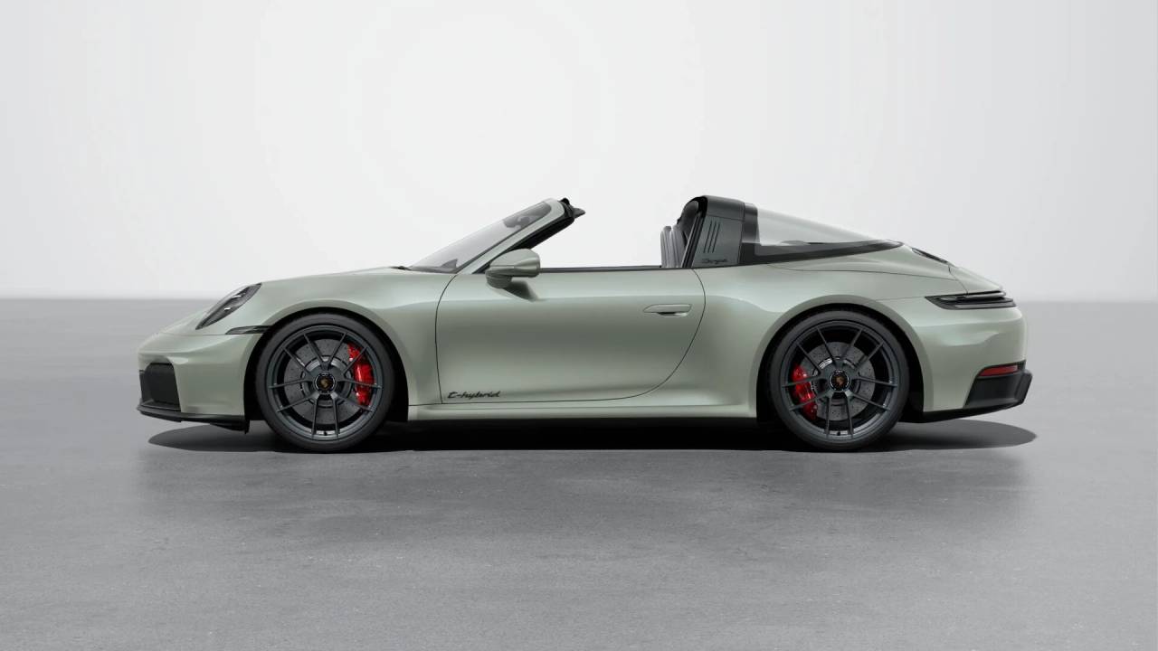 Thumbnail: 2026 Porsche 911 - 2