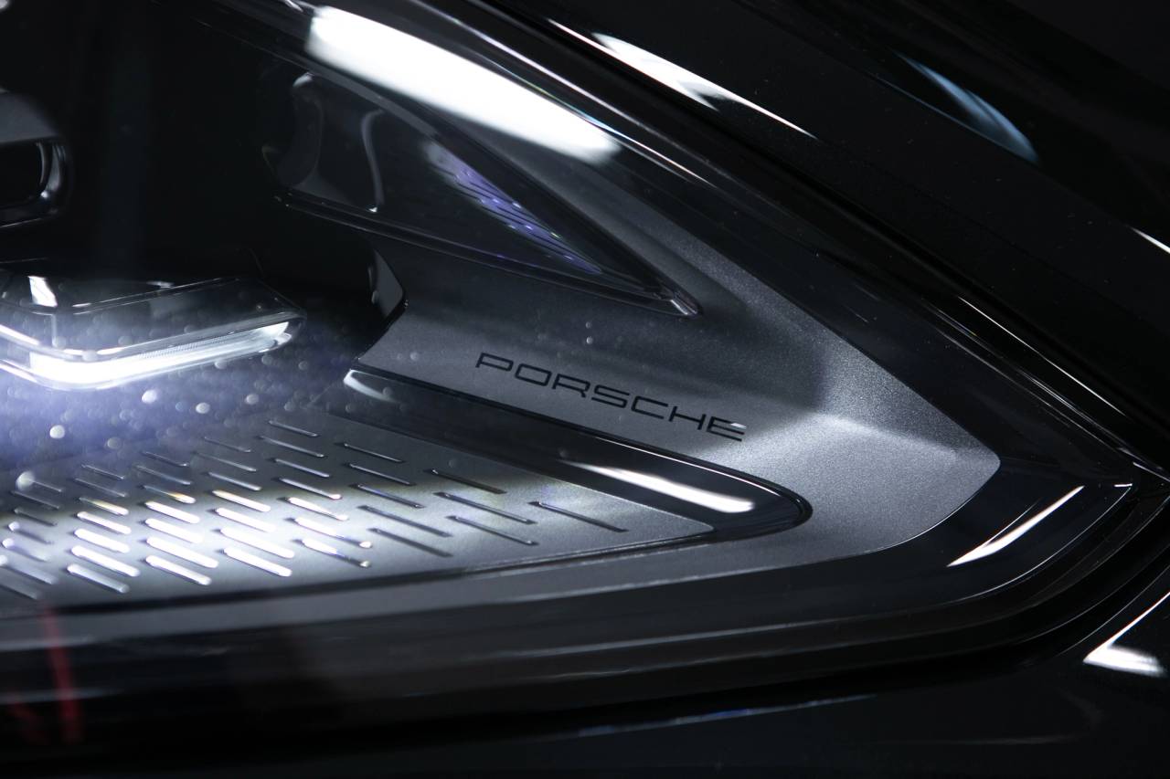 Thumbnail: 2026 Porsche  - 13
