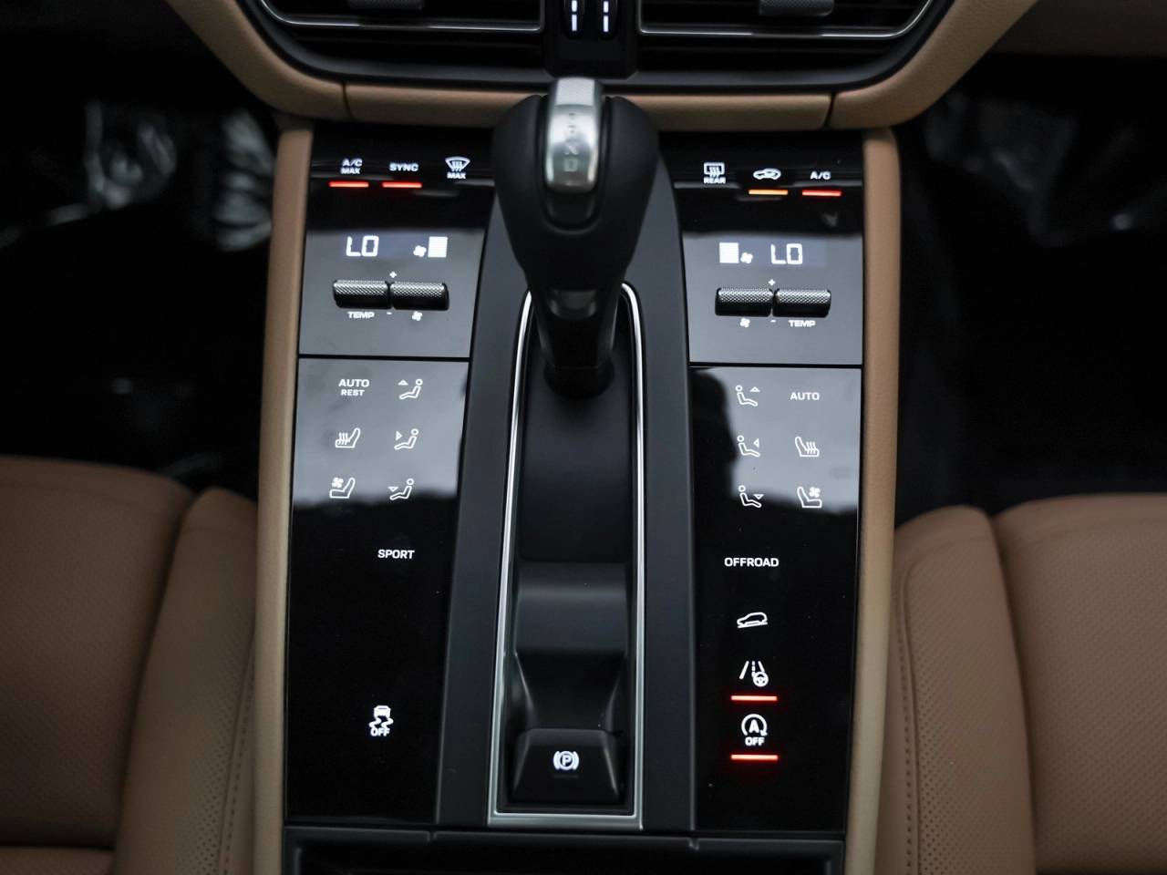 Thumbnail: 2025 Porsche Macan - 20
