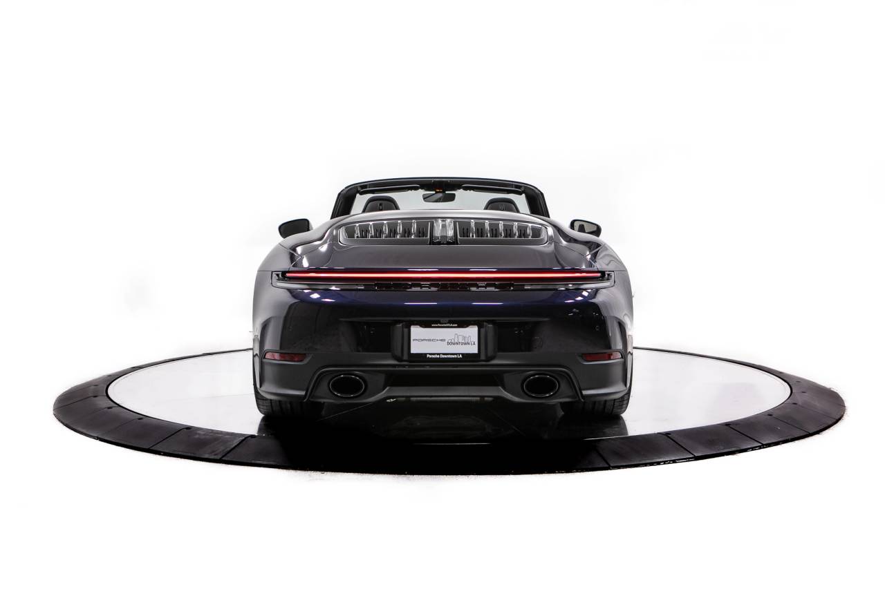 Thumbnail: 2026 Porsche 911 - 6