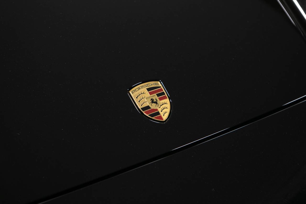 Thumbnail: 2025 Porsche Panamera - 16