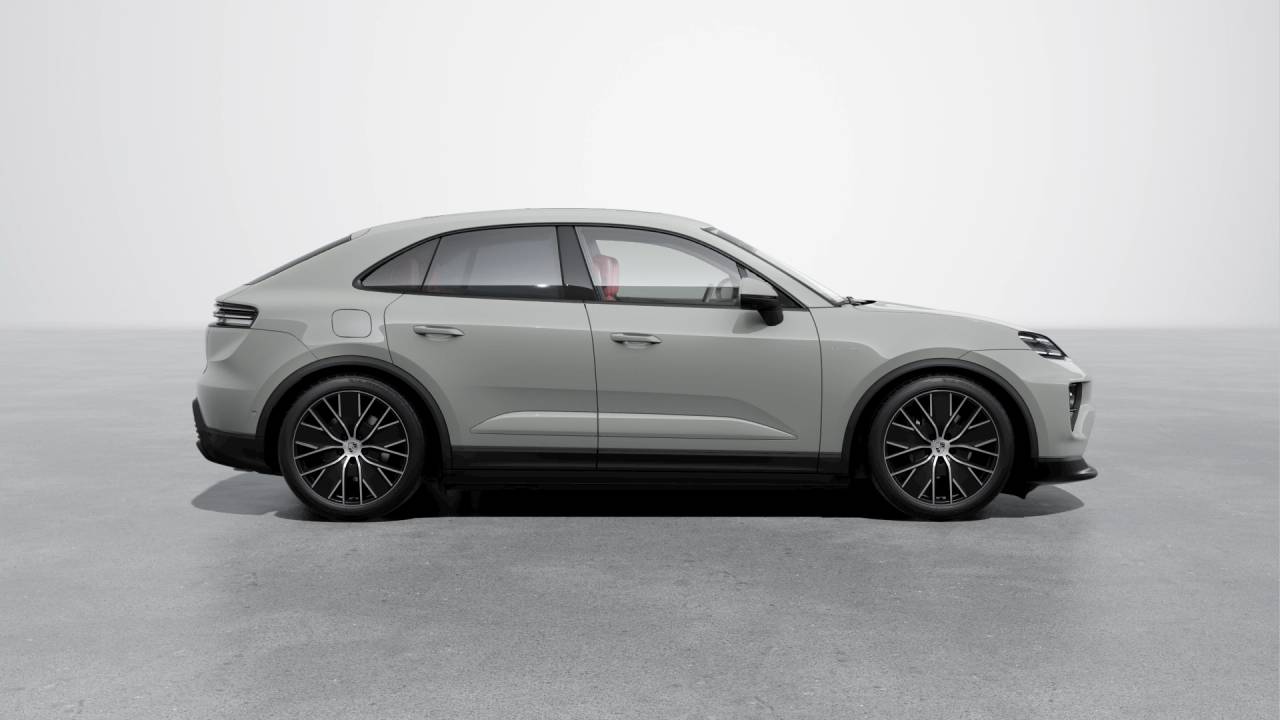 Thumbnail: 2026 Porsche Macan - 6