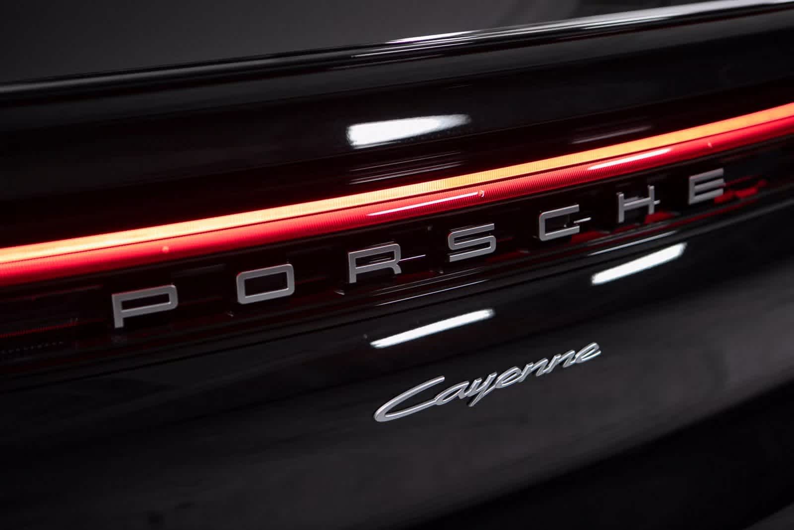 Thumbnail: 2025 Porsche Cayenne - 35